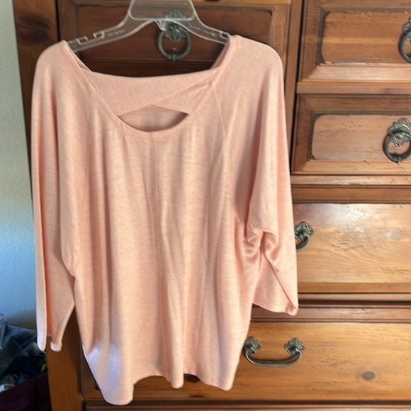 T by Talbots Women’s Light Coral Tee Size Large NWOT - Picture 4 of 9